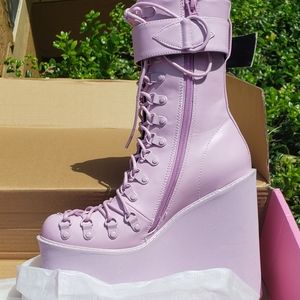 Sugar Thrillz Lavender Traitor Boots 8